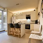 Central Brasov Apartment * براشوف