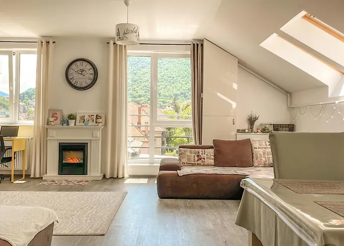 Central Brasov Apartment *