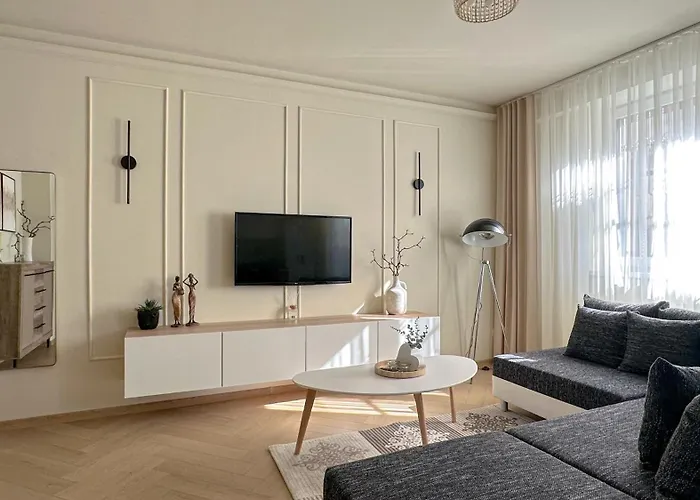 Apartment Central Brasov Apartment *